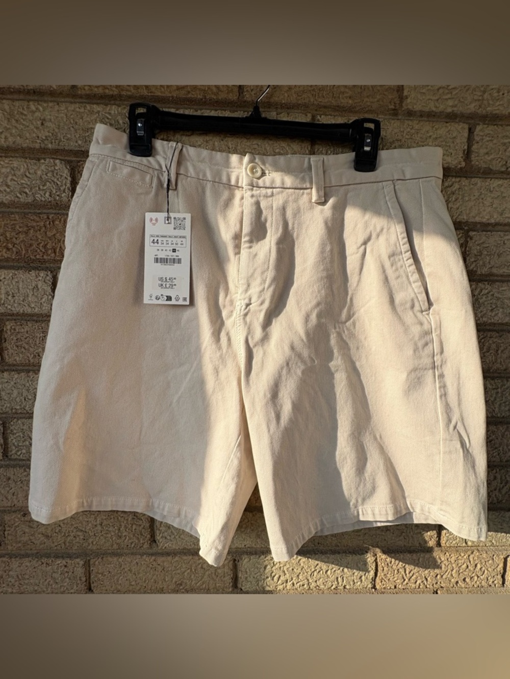 Zara Beige Flat-Front Men's Chino Shorts